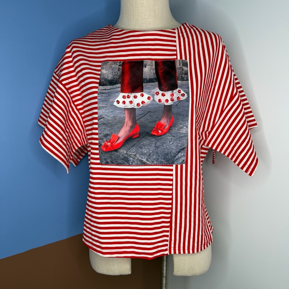 WHY Dress Red and White Striped Shirt Embellished‎ Shoes Graphic Drop Shoulder M